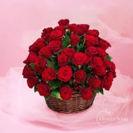 Crimson Love Basket /25 stem